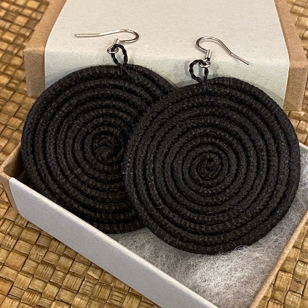 🖤Hand-woven Rwanda Earrings